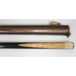 A Joe Davis snooker cue with hard case.