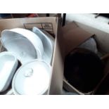 2 boxes of kitchenware