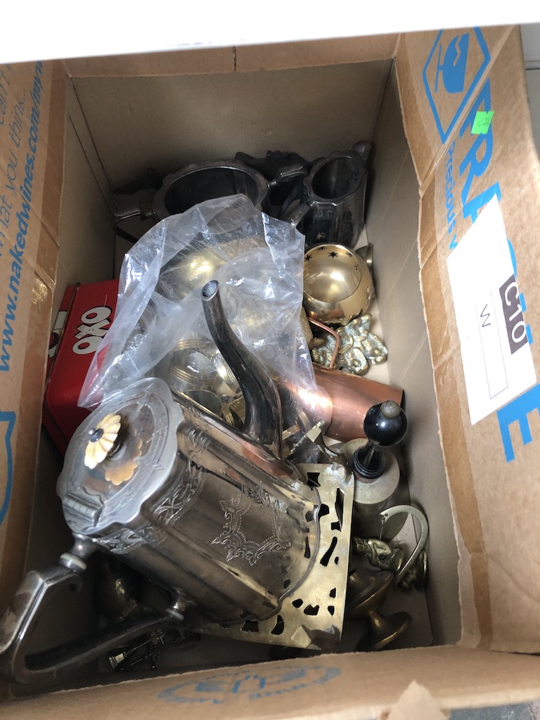A box of mixed metalware including brass and EPNS