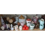 Approx. 35 pieces of mainly English pottery including CArlton Ware, Poole, and also with a few items