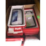 A box of cases for Iphone 6 - Iphone 6 4.7" IceBox Edge.