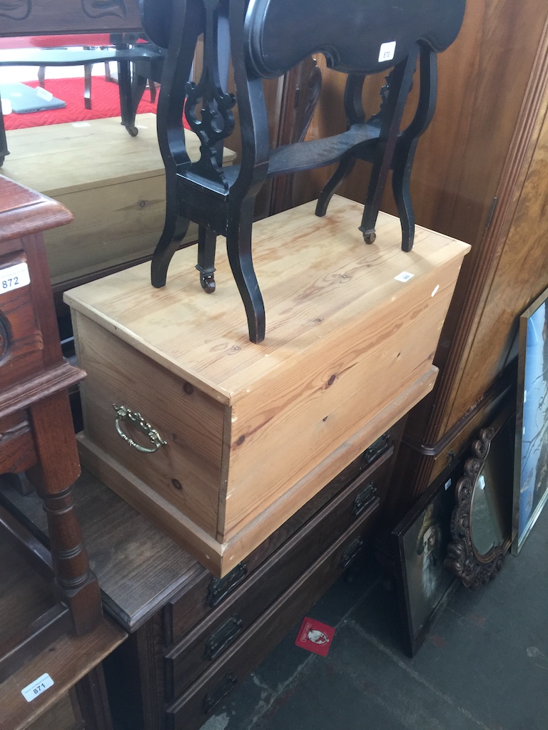 A mahogany dressing table with swing mirror