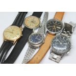 Five mechanical wristwatches comprising a Sekonda 19 jewel chronograph, two Roamers and gents and