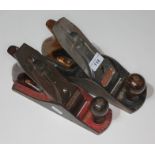 A Marples M4 smoothing plane and Stanley No 4 1/2 smoothing plane