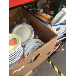 2 boxes of glassware and kitchenalia.