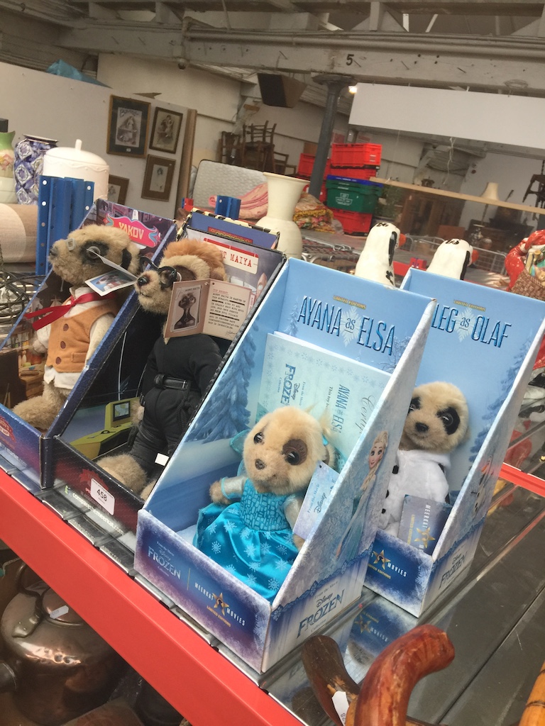 A collection of meerkat toys. Catalogue only, live bidding available via our website. If you require