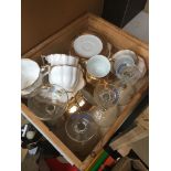 A box of china and 4 Babycham glasses. Catalogue only, live bidding available via our website. If