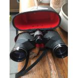 Chinon 7x35 binoculars Catalogue only, live bidding available via our website. If you require P&P
