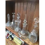 Five glass decanters Catalogue only, live bidding available via our website. If you require P&P