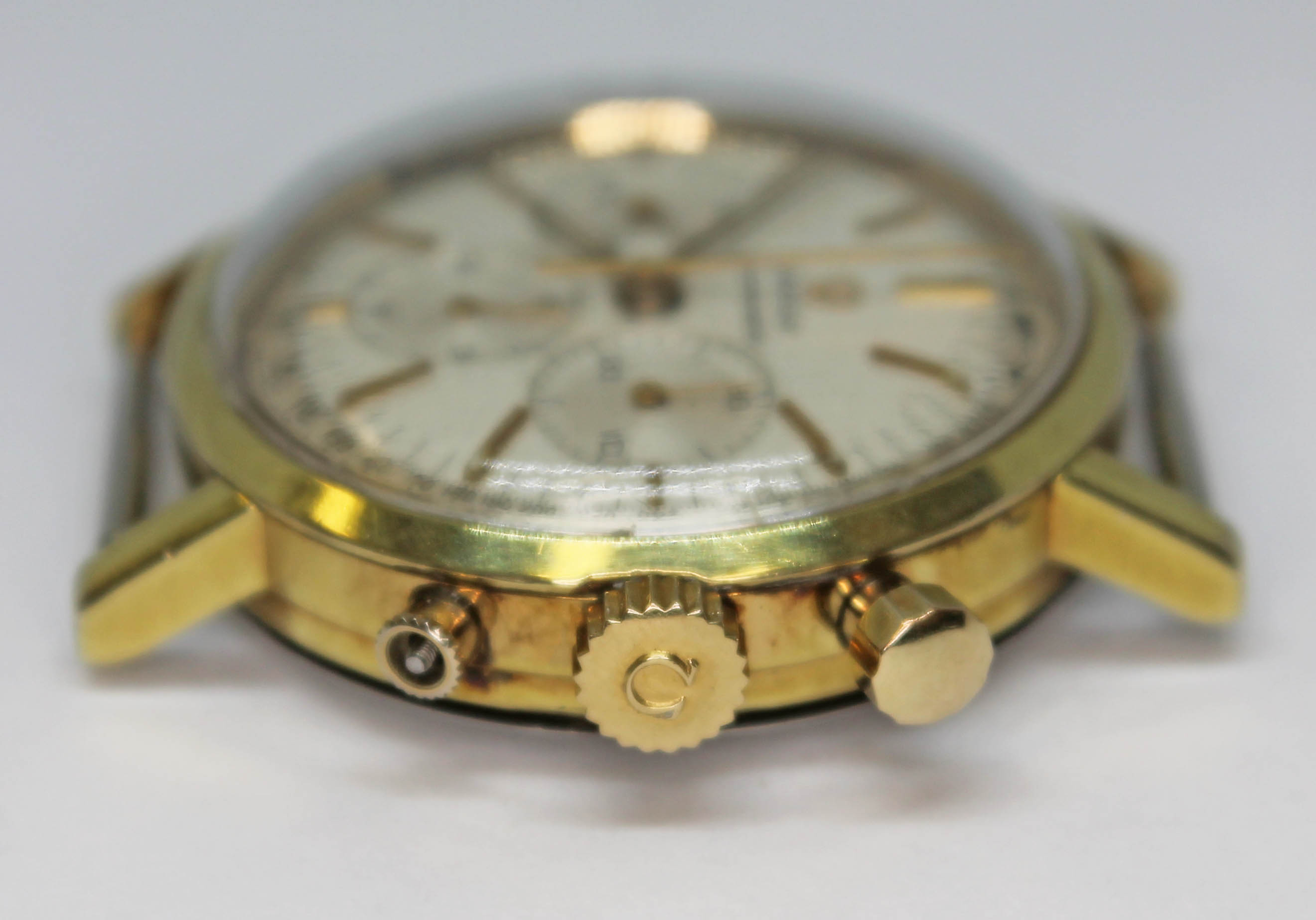 A 1966 gold plated Omega Seamaster chronograph 105.005-65 having signed silvered dial, hour - Image 5 of 8