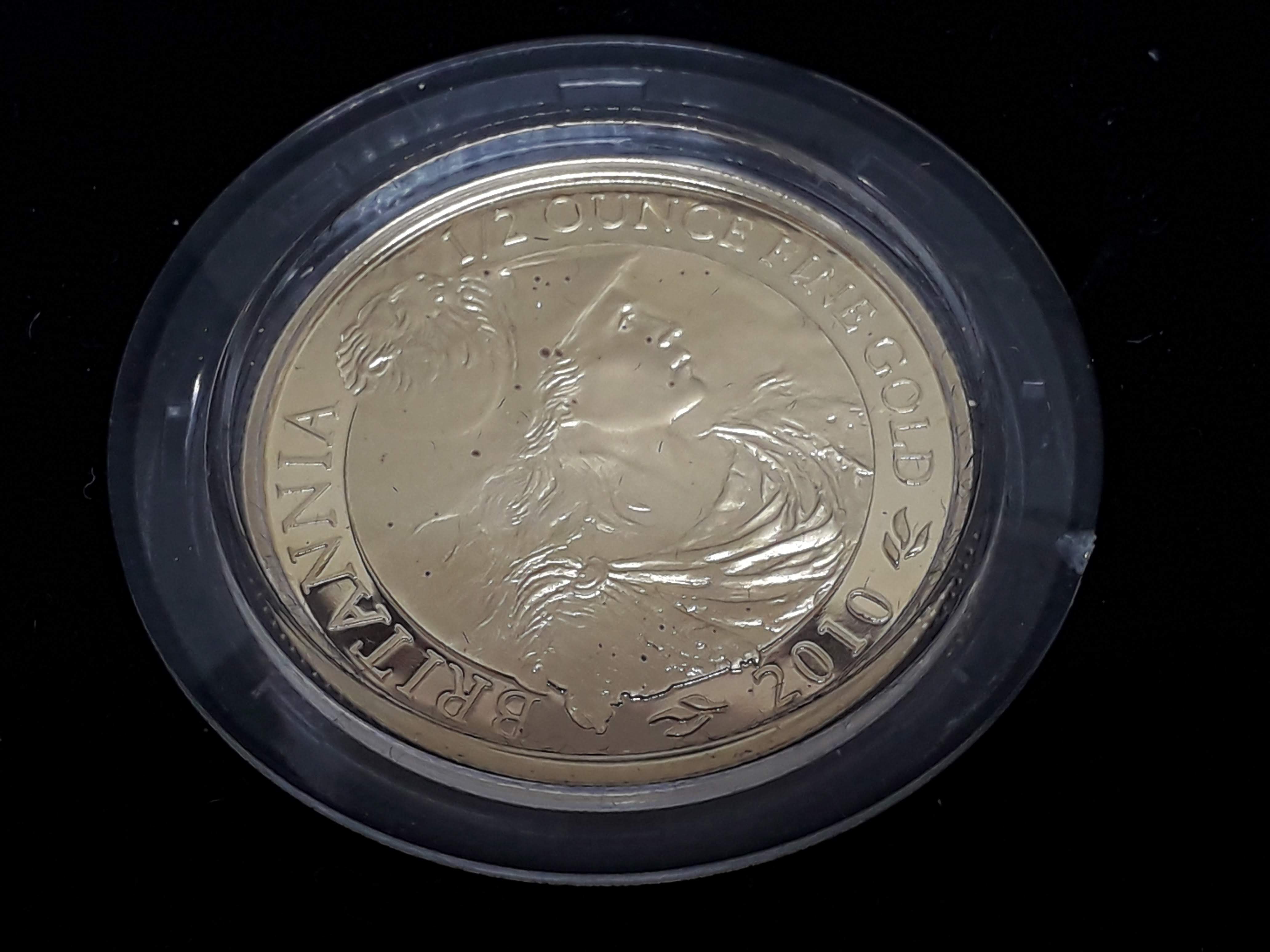 Elizabeth II Royal Mint 2010 Britannia Three Coin Gold Proof Set comprising £10, £25 & £50, 0.9167 - Image 2 of 7
