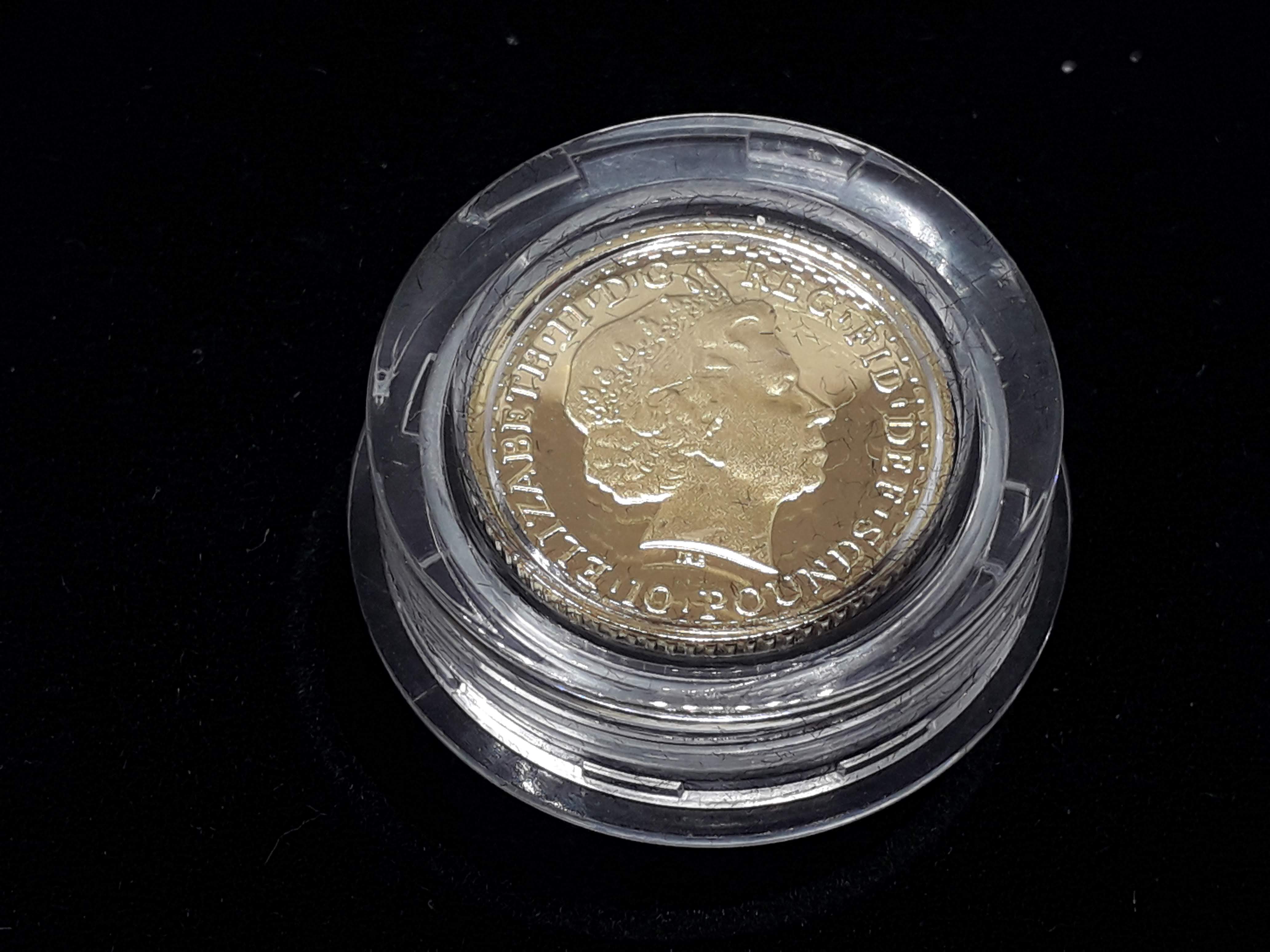 Elizabeth II Royal Mint 2010 Britannia Three Coin Gold Proof Set comprising £10, £25 & £50, 0.9167 - Image 5 of 7