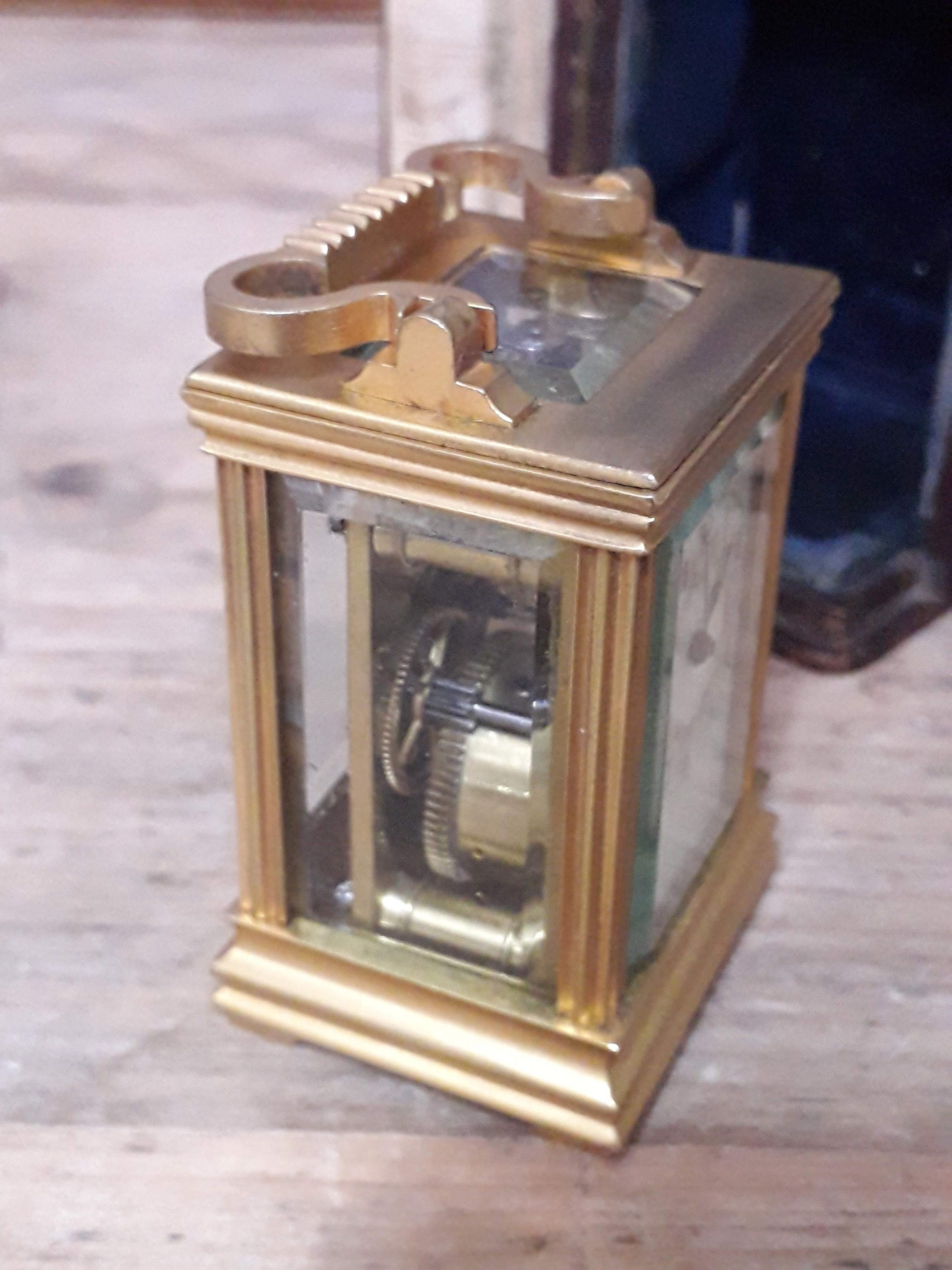 A French miniature carriage clock, height 7.5cm, with case. - Bild 6 aus 9