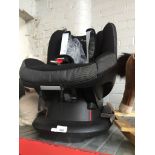 A Maxi Cosi child's car seat. Catalogue only, live bidding available via our website. Please note if
