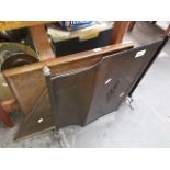 A fire guard, fire screen and oak tray Catalogue only, live bidding available via our website. If