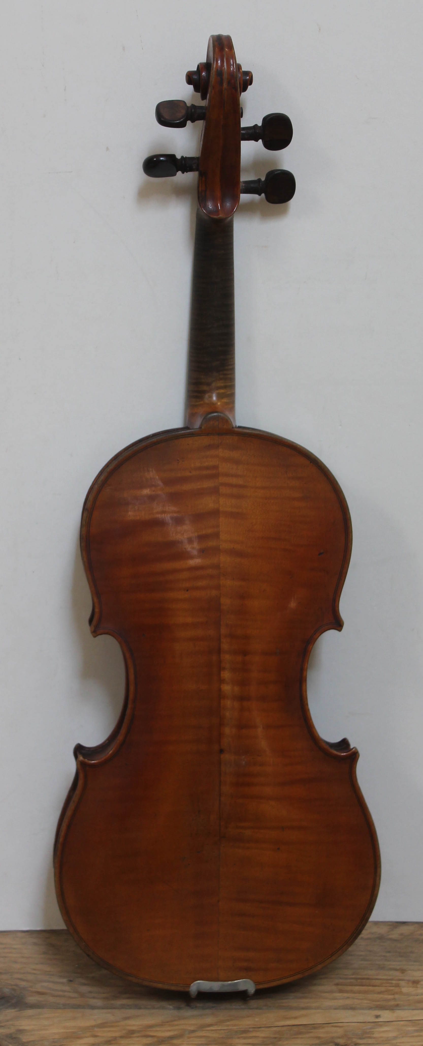 A Klotz copy violin, two piece back length 357mm, bearing label 'Sebastian Klotz Mittenwald 1797', - Image 4 of 4