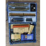 An EDP1 Hornby Dublo 'Sir Nigel Gresley' passenger set comprising loco No. 7, tender, two coaches,