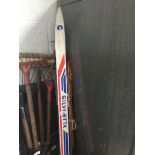 A pair of skiis and some archery arrows Catalogue only, live bidding available via our website. If