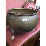 A brass log bucket Catalogue only, live bidding available via our website. If you require P&P please