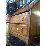 An oak bureau Catalogue only, live bidding available via our website. If you require P&P please read