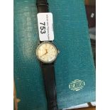 A Summit gents wristwatch Catalogue only, live bidding available via our website. If you require P&P