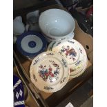 A box of Wedgwood - Briar Rose bowl, 6 pot pourri plates and other plates Catalogue only, live