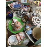 Box of various ceramics Catalogue only, live bidding available via our website. If you require P&P