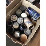 A box of cylinder records. Catalogue only, live bidding available via our website. Please note we