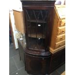 Repro corner cupboard Catalogue only, live bidding available via our website. Please note we can