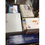 A box of electrical items. Catalogue only, live bidding available via our website. Please note we