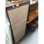 Metal filing cabinet - rusty Catalogue only, live bidding available via our website. Please note