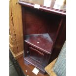 Small corner cabinet Catalogue only, live bidding available via our website. Please note we can only