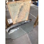 2 mirrors and a map of Sweden. Catalogue only, live bidding available via our website. Please note