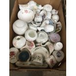 35 china items including Royal Doulton Catalogue only, live bidding available via our website.