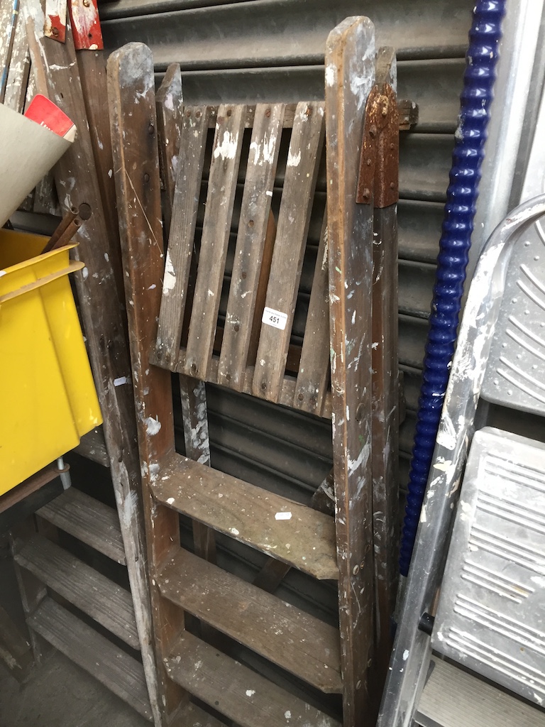 Wooden stepladder Catalogue only, live bidding available via our website. Please note we can only