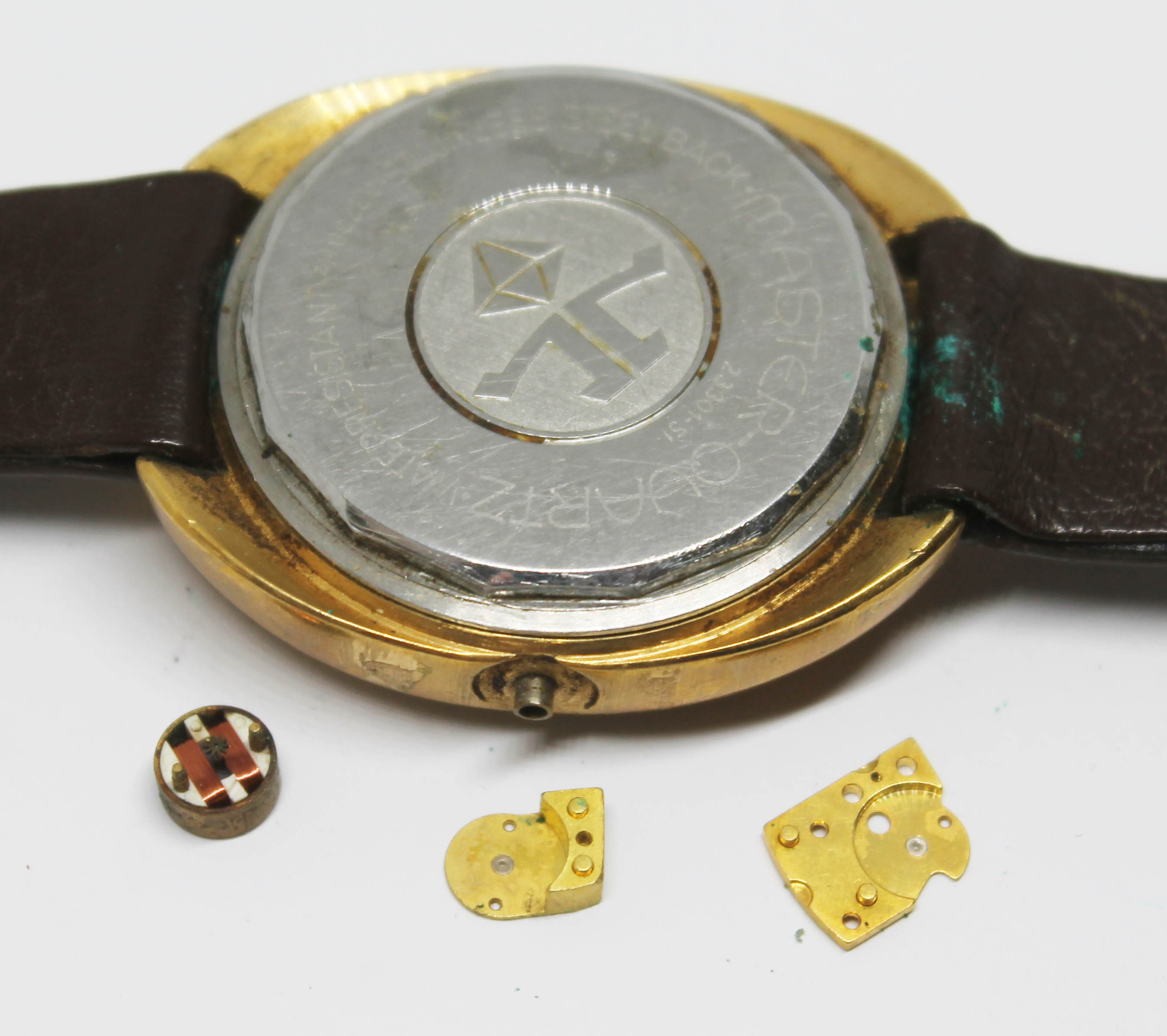 A vintage gold plated Jaeger-LeCoultre Master - Quartz wristwatch reference 23301-51, with gold - Bild 2 aus 3