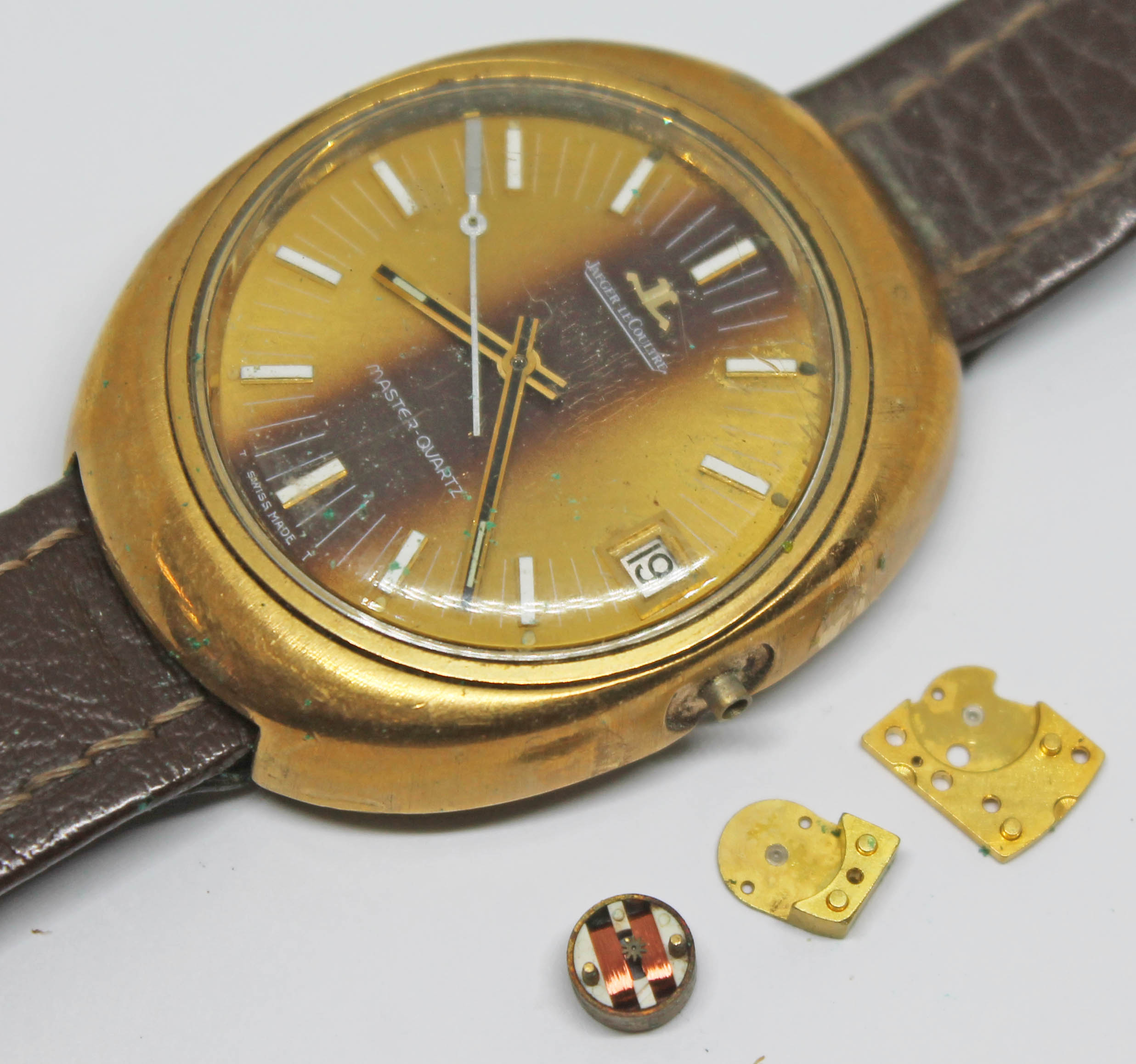A vintage gold plated Jaeger-LeCoultre Master - Quartz wristwatch reference 23301-51, with gold