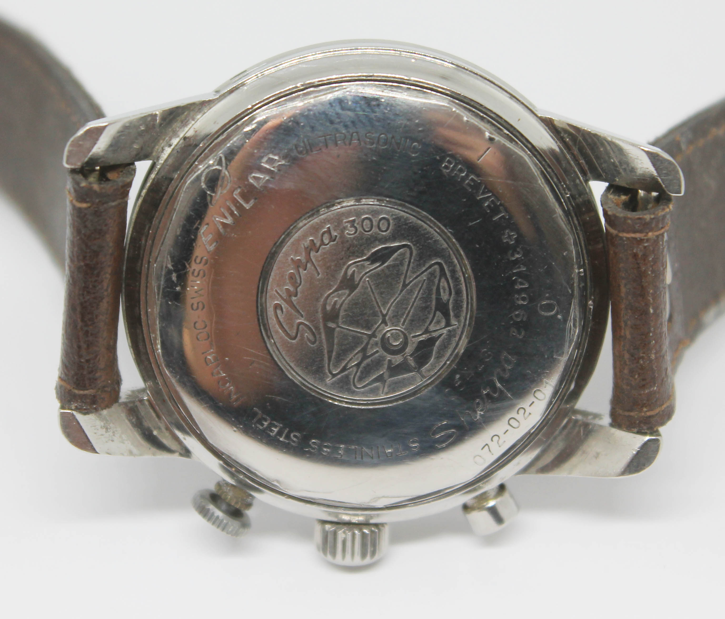 A vintage stainless steel Enicar Sherpa Graph 300 'Jim Clark' chronograph wristwatch reference 072- - Bild 4 aus 14