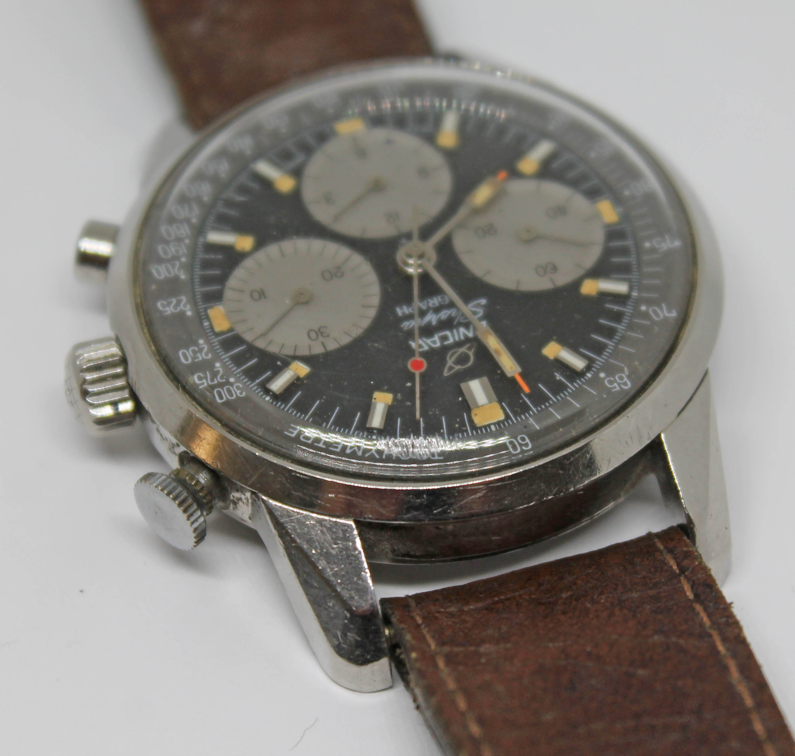 A vintage stainless steel Enicar Sherpa Graph 300 'Jim Clark' chronograph wristwatch reference 072- - Bild 11 aus 14