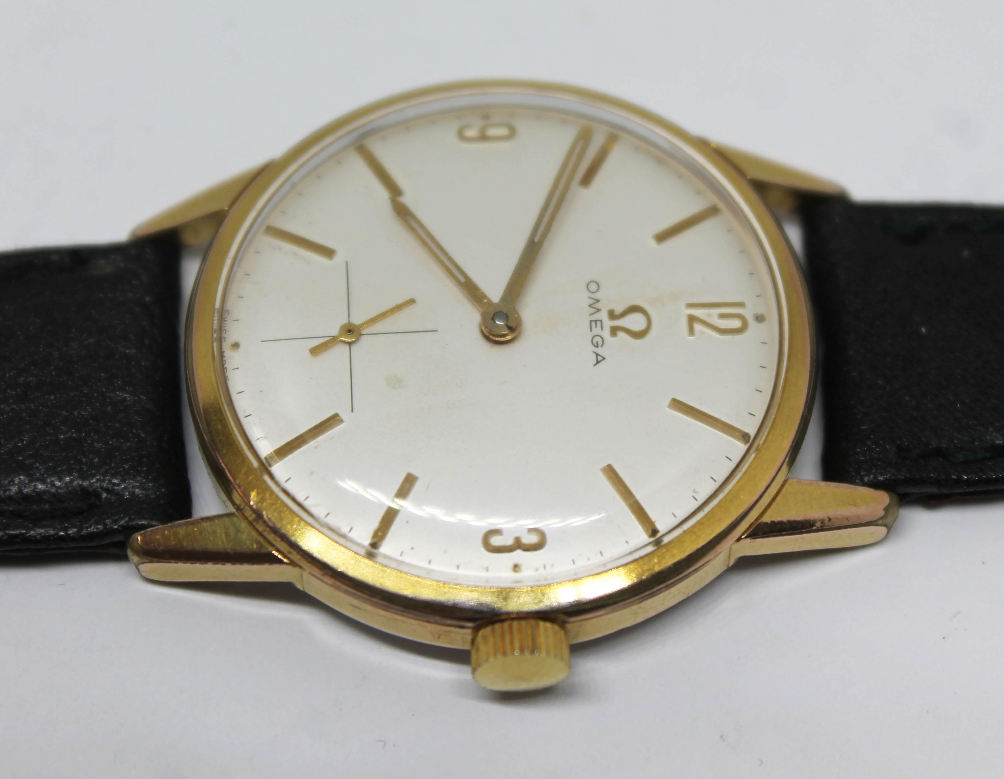 A vintage 1962 gold plated Omega wristwatch ref. 121001-62, with champagne signed dial, gold tone - Bild 3 aus 6