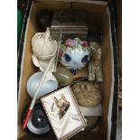 A box of collectables Catalogue only, live bidding available via our webiste. If you require P&P
