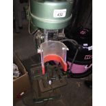 A NuTool 5 speed drill press Catalogue only, live bidding available via our webiste. If you
