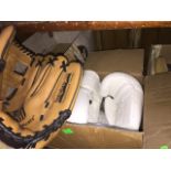 Boxing gloves and a Stateside 11" baseball glove. Catalogue only, live bidding available via our