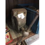 Large vice. Catalogue only, live bidding available via our webiste. If you require P&P please read