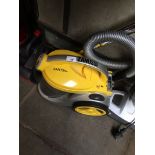 Zanussi ZAN7294 compact lightweight bagless vacuum cleaner Catalogue only, live bidding available