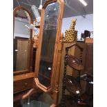 A pine cheval mirror Catalogue only, live bidding available via our webiste. If you require P&P