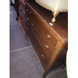 An oak chest of 3 drawers Catalogue only, live bidding available via our webiste. If you require P&P