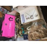A tray of costume jewellery Catalogue only, live bidding available via our webiste. If you require