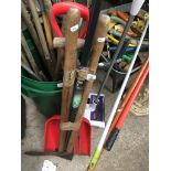 A bundle of garden tools and a snow shovel The-saleroom.com showing catalogue only, live bidding