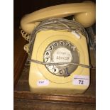 A vintage cream bakelite telephone. Catalogue only, live bidding available via our website, if you